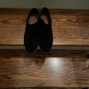 Suede black lucky brand booties. Good condition.